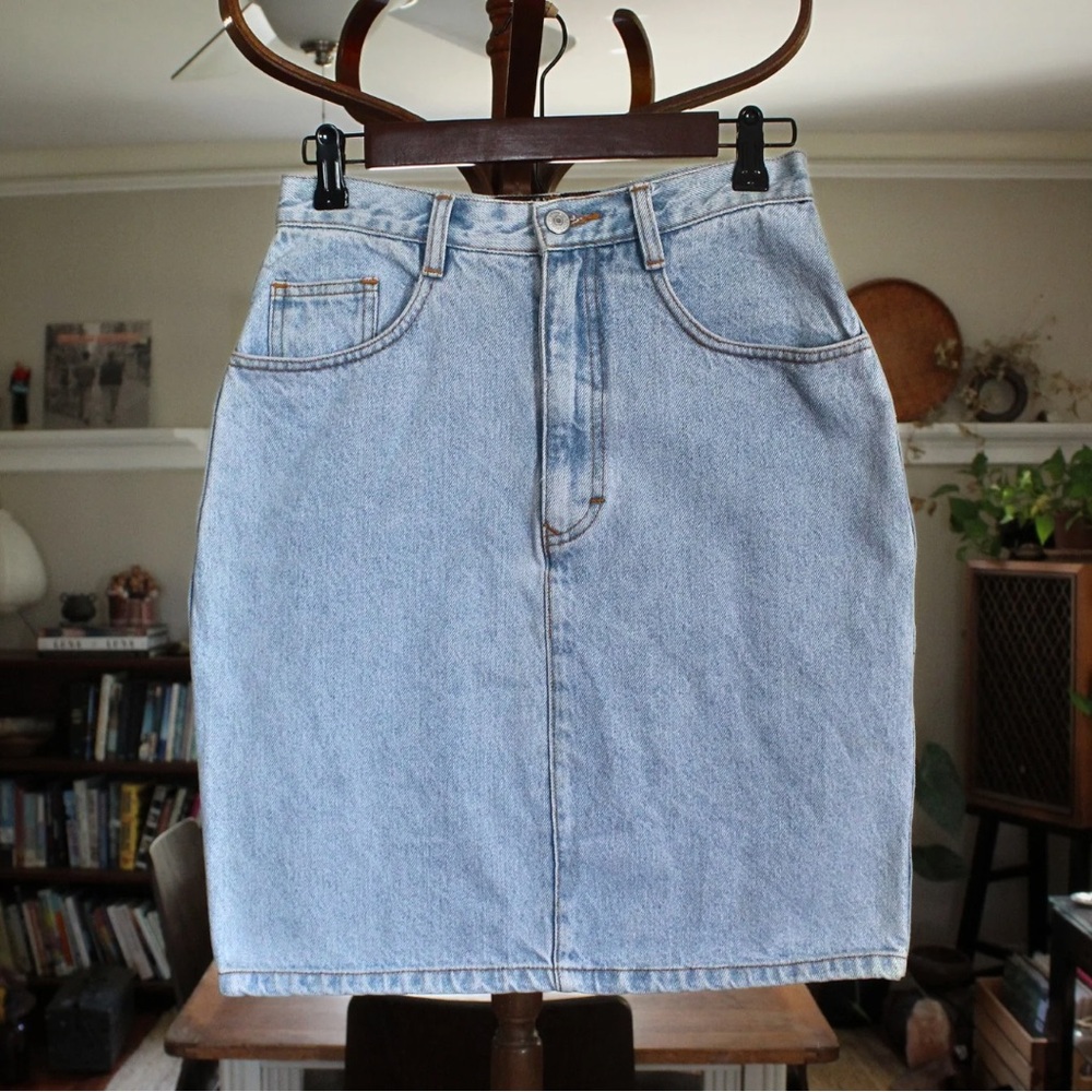 90s Vintage Jordache Jeanjer Acid Wash Denim Skirt, 27”